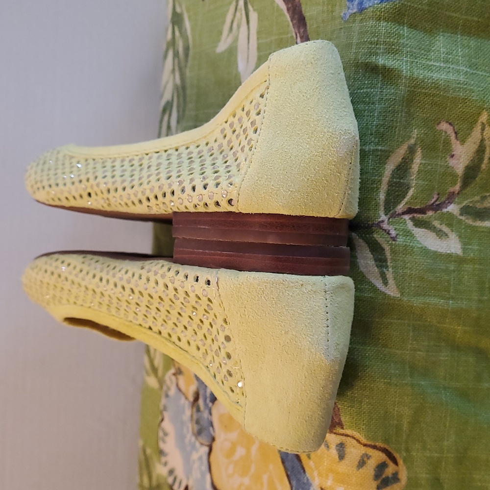 Antonio Melani Yellow Leather Ballet Flats with Rhinestones, Size 10 Medium - Picture 9 of 14